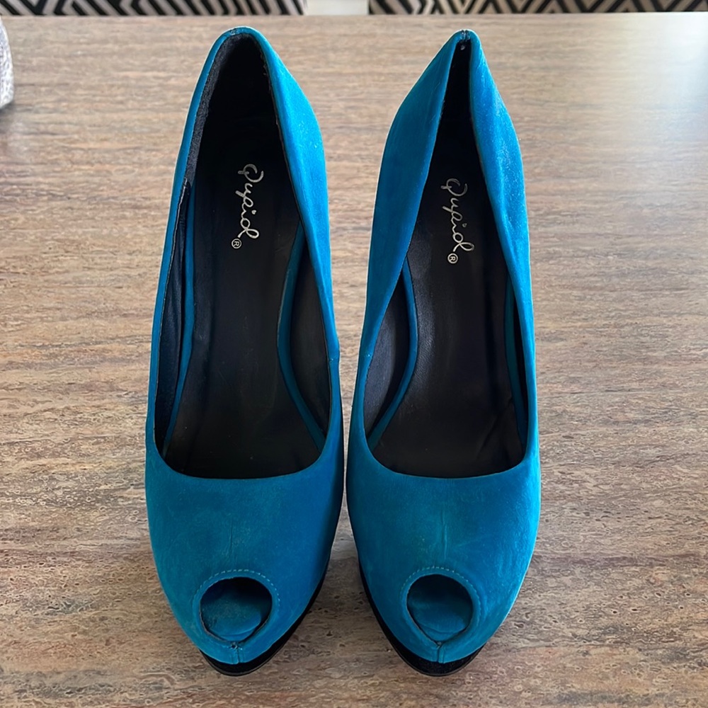 VGUC Lulu’s Quipd Teal Velvet Peep Toe Heels ~ 7